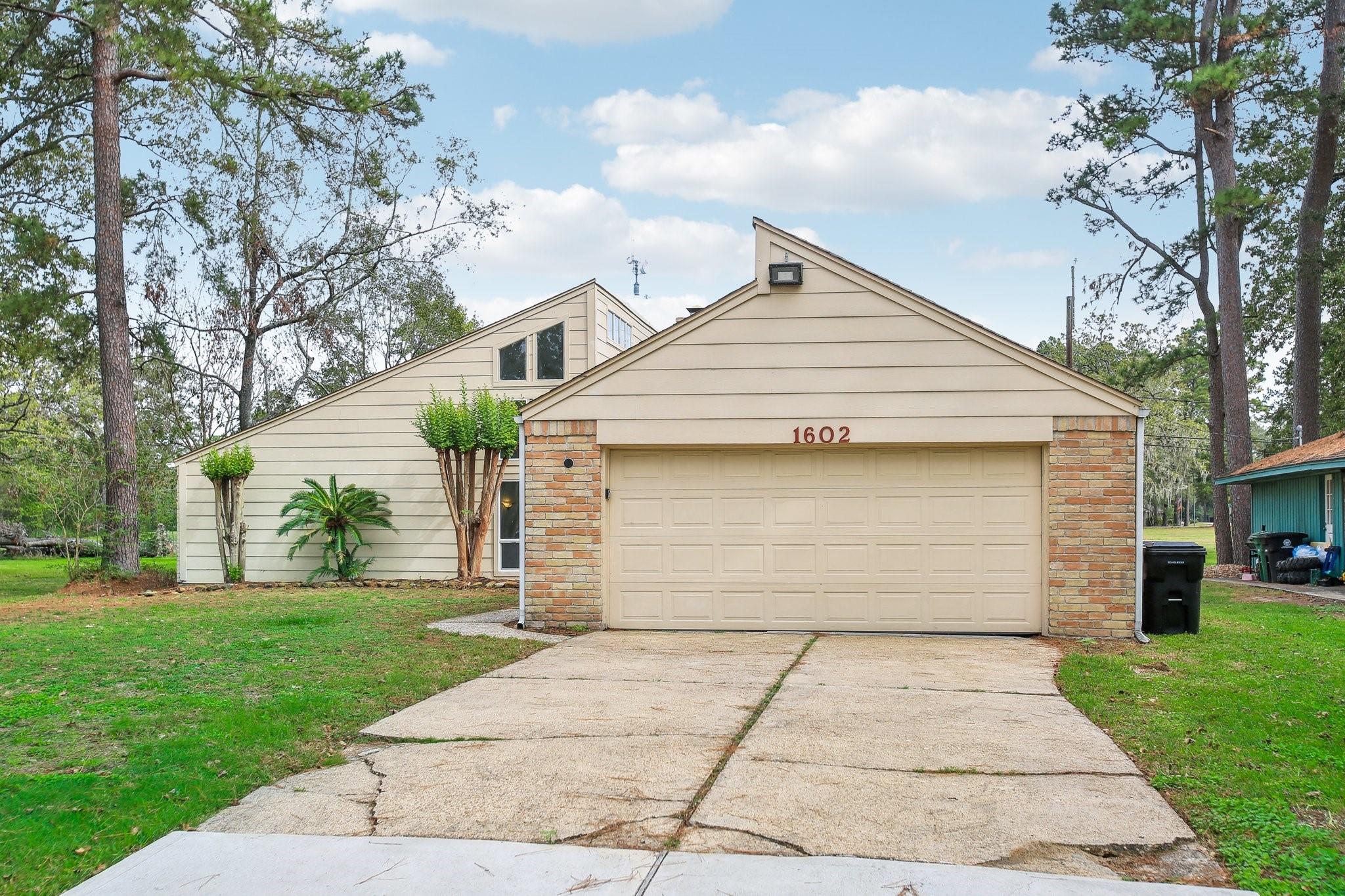 1602 Chestnut Ridge Road
