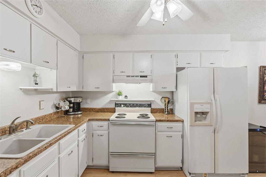 Photo of 1711 Welsh Avenue, College Station, TX 77840 (MLS # 87700187)