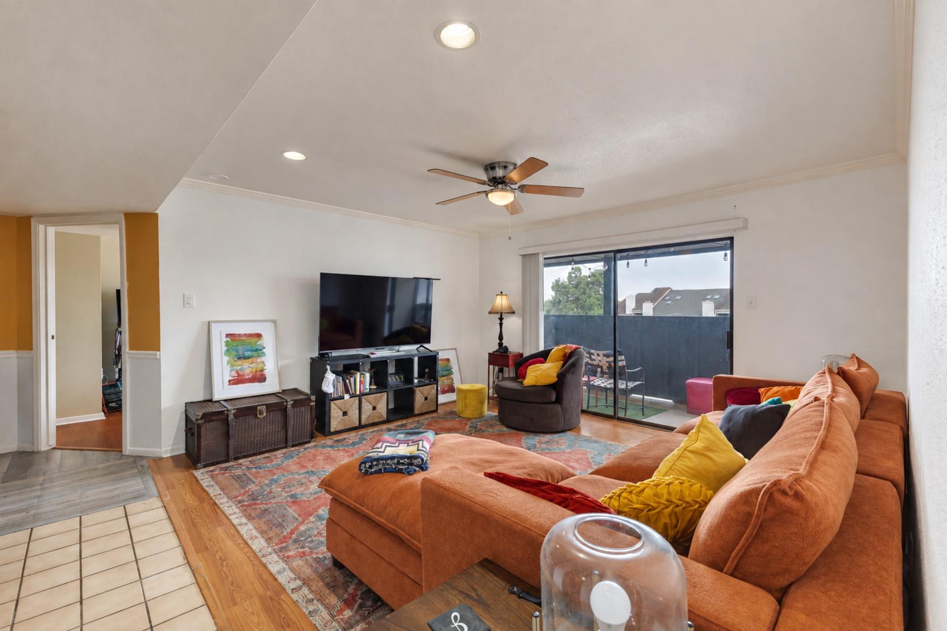 3015 Walnut Bend Lane 37