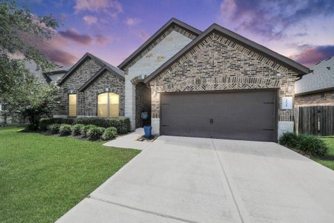 Homes For Sale - 2539 Ravenna Court<br/> Galveston County, Friendswood, TX 77546