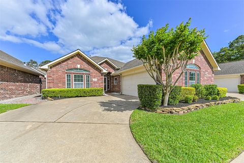 Photo of 314 Parkwood Village Drive, Friendswood, TX 77546 (MLS # 52896489)