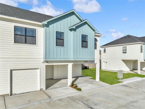 Photo of 4602 Indie Heights Lane #A-B, Houston, TX 77018 (MLS # 30003986)