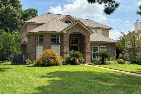 Homes For Sale - 10514 Great Plains Lane<br/> Houston, TX 77064
