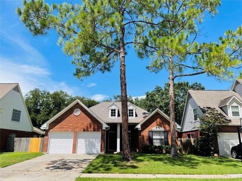 Photo of 14527 Circlewood Way, Houston, TX 77062 (MLS # 86256469)