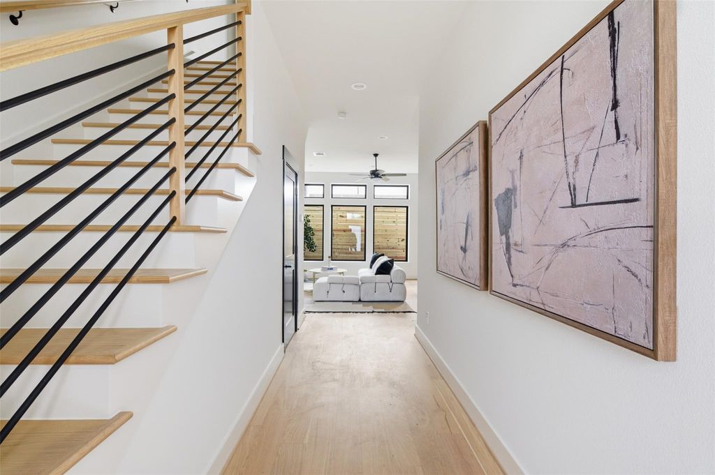 Photo of 4605 Harrisburg Boulevard #B, Houston, TX 77011 (MLS # 52244573)