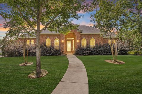 Photo of 12689 Longmire Way, Conroe, TX 77304 (MLS # 73198910) Photo of 12689 Longmire Way, Conroe, TX 77304 (MLS # 73198910)