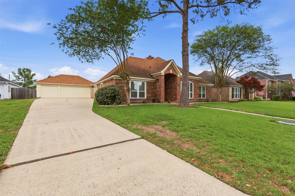 Photo of 18811 Polo Meadow Drive, Humble, TX 77346 (MLS # 30276455)