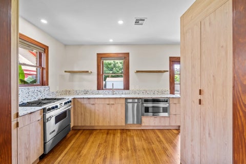 Photo of 1429 Munger Street, Houston, TX 77023 (MLS # 17826991)