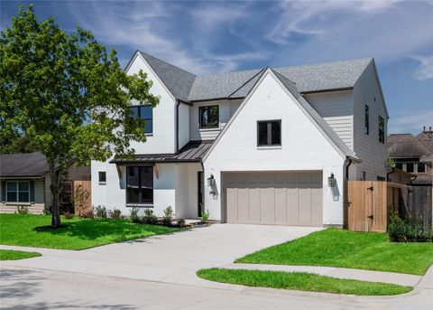 Photo of 1310 Chantilly Lane, Houston, TX 77018 (MLS # 39639968) Photo of 1310 Chantilly Lane, Houston, TX 77018 (MLS # 39639968)