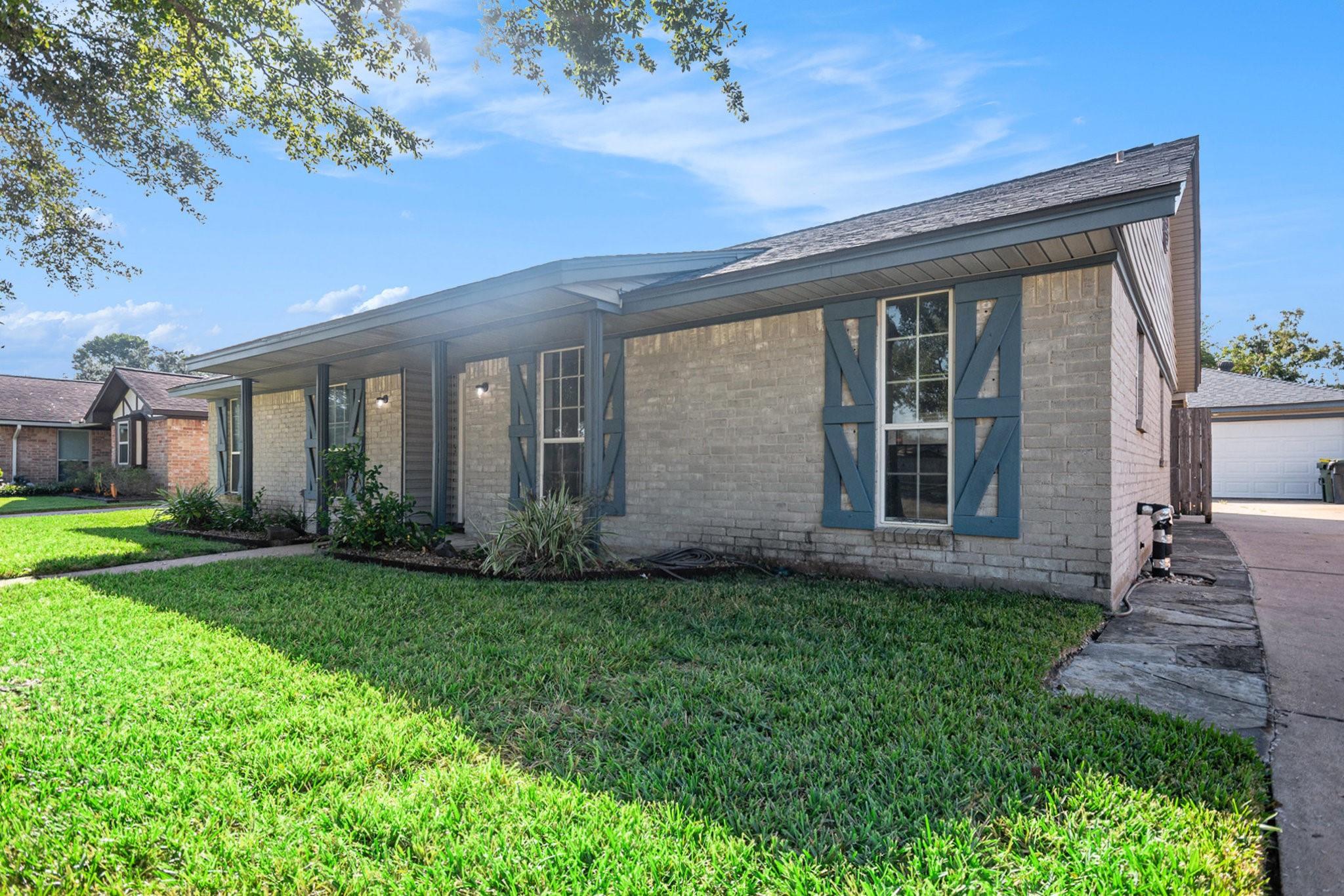 1920 Crooked Creek Lane