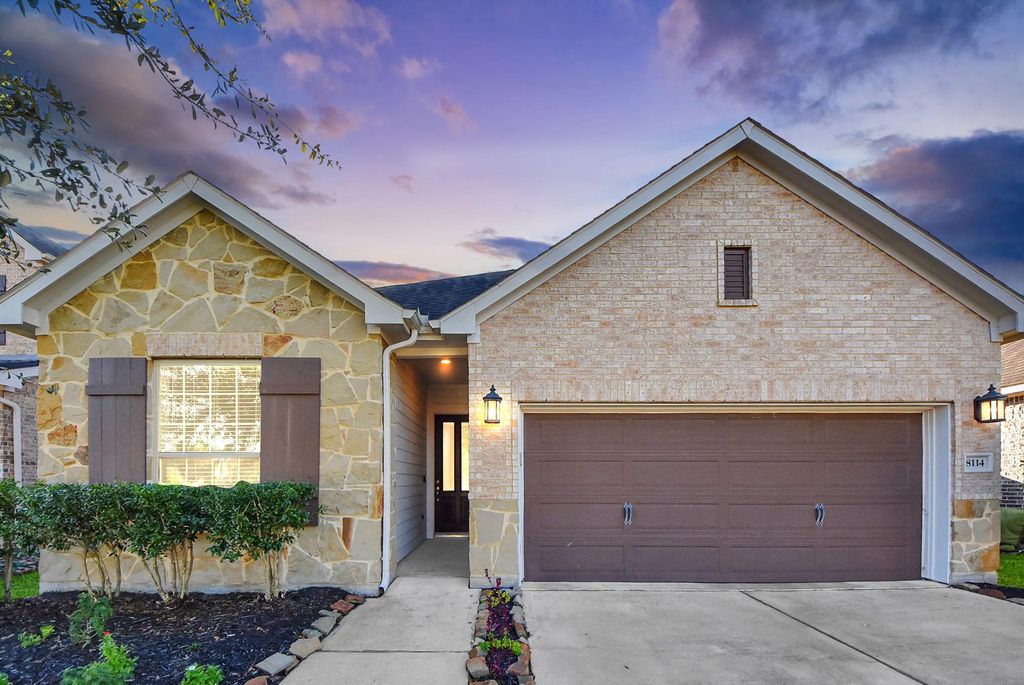 Photo of 8114 Silverspot Lane, Missouri City, TX 77459 (MLS # 10920359)