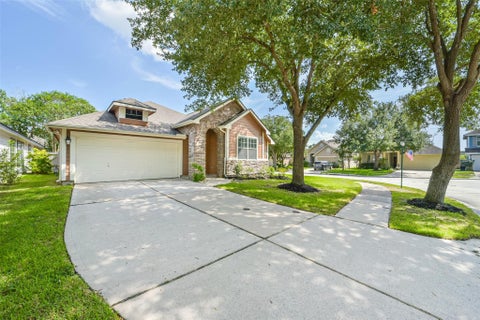 Photo of 30910 Blue Ridge Park Lane, Spring, TX 77386 (MLS # 12139137)