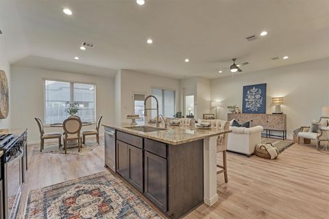 1080 Clearwood Drive Montgomery TX 77316