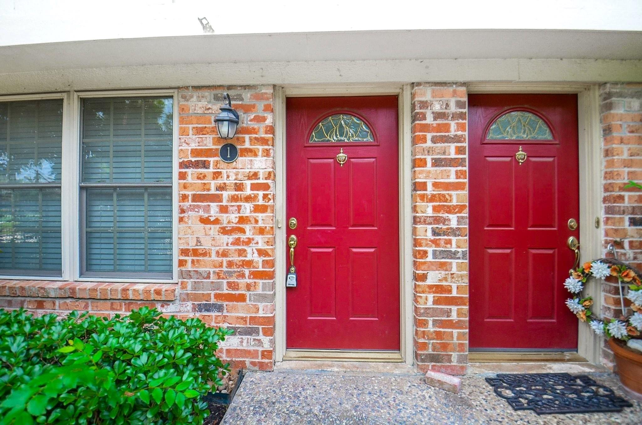 515 Tallowood Road 1