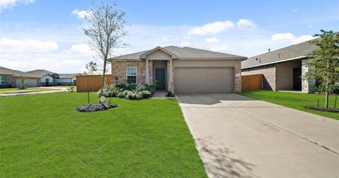 Photo of 1326 Ponderosa Pine Drive, Rosharon, TX 77583 (MLS # 77126757)