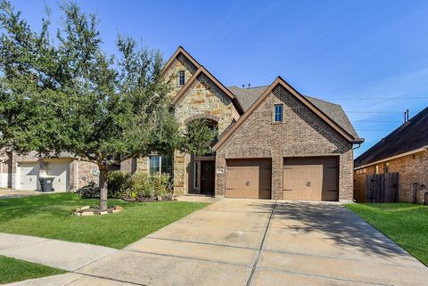 Photo of 13513 S Canyon Gale Lane, Pearland, TX 77584 (MLS # 40708843)