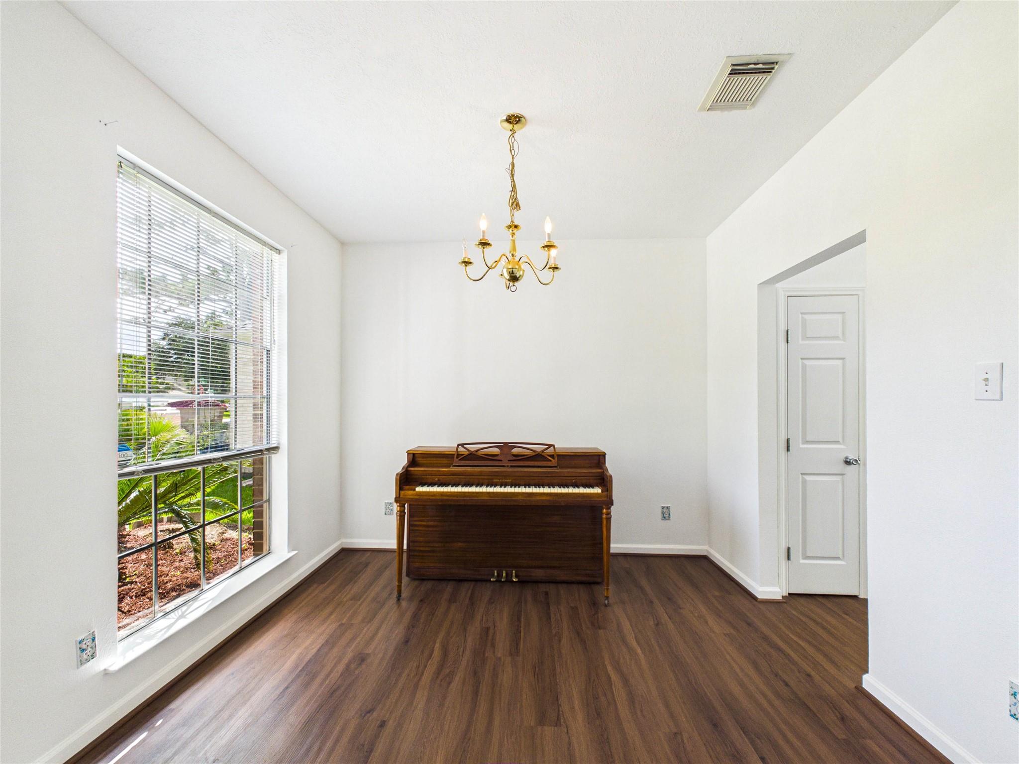 3006 Bay Breeze Drive