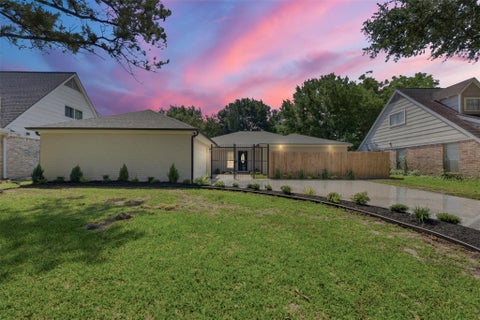 Photo of 2207 Crystal Hills Drive, Houston, TX 77077 (MLS # 40435860)