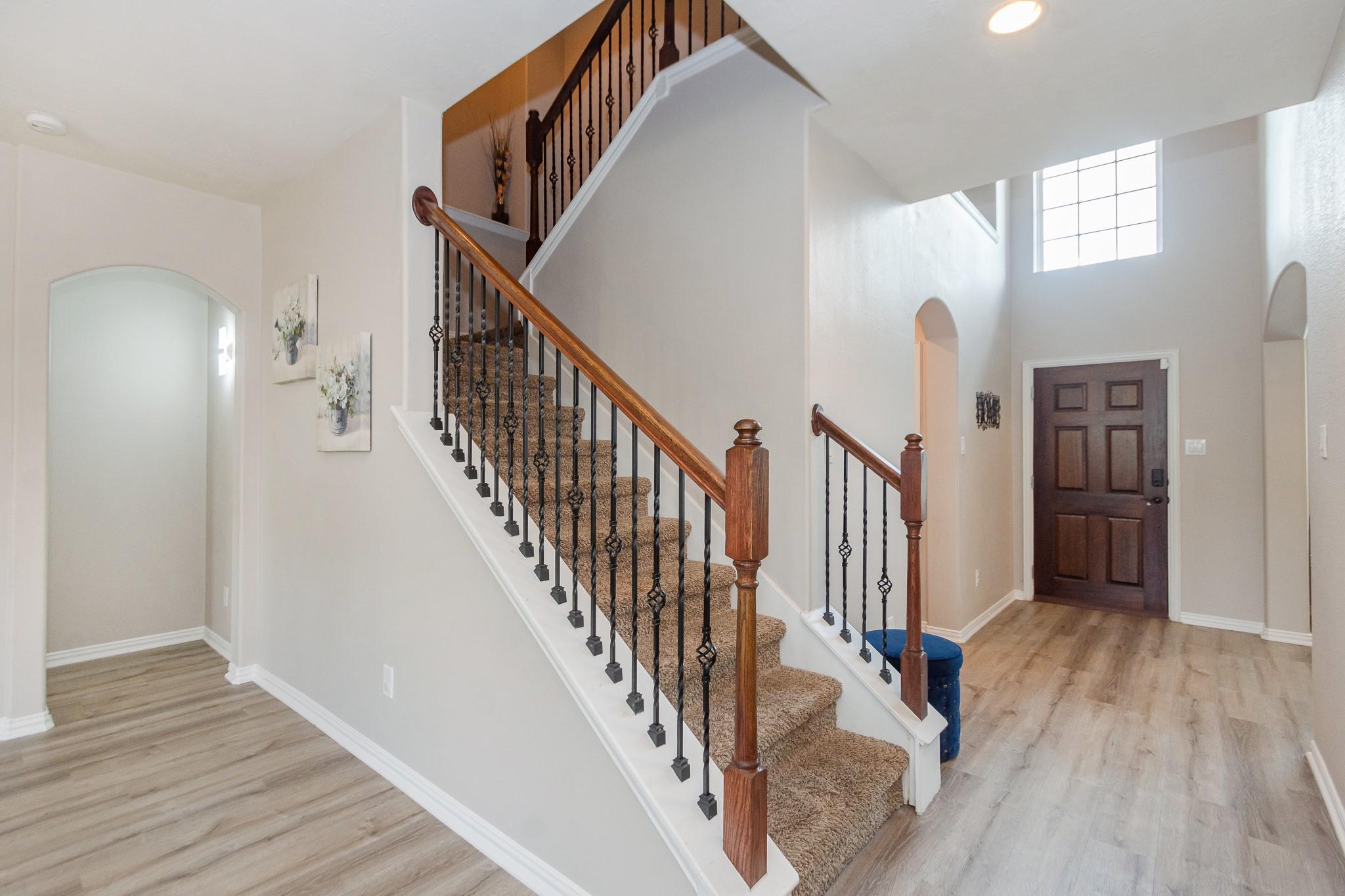 4907 Applewood Crest Lane