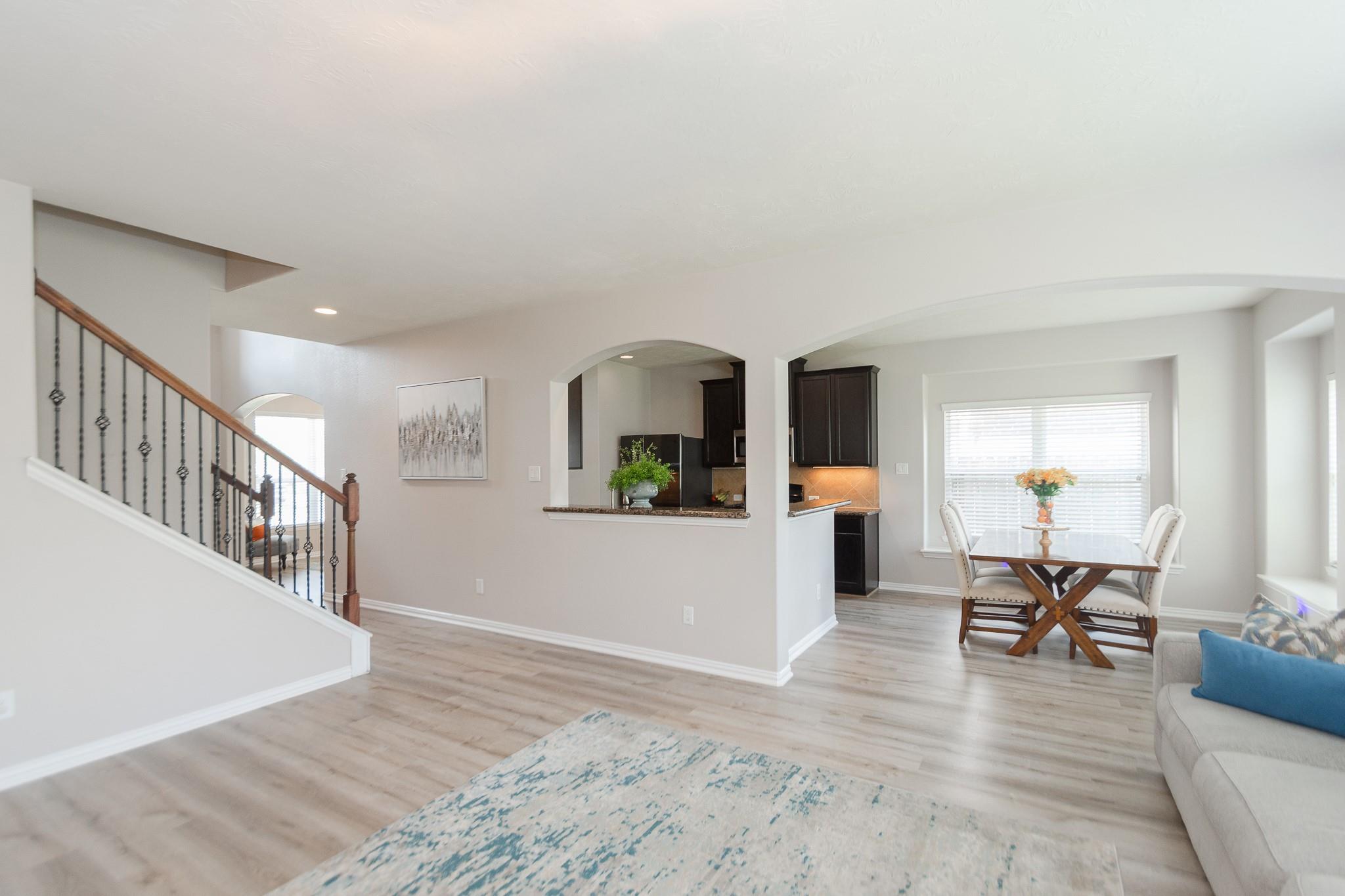 4907 Applewood Crest Lane