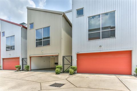 Photo of 2918 Commerce Street, Houston, TX 77003 (MLS # 40709535)