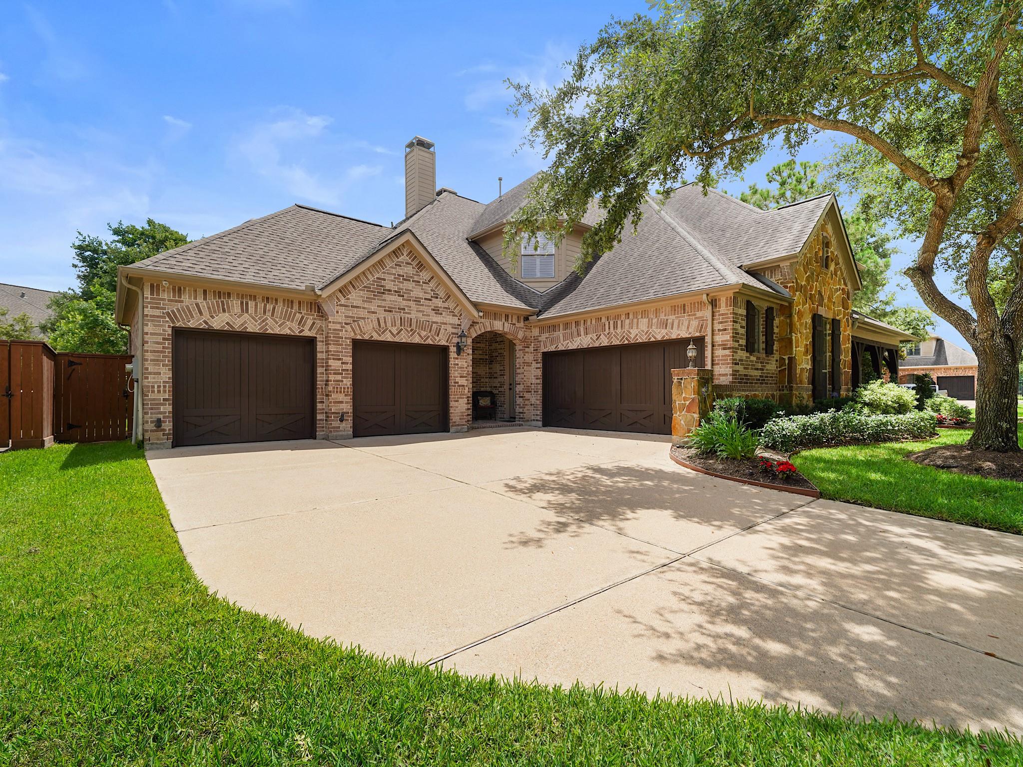 6015 Madrone Mdw Drive