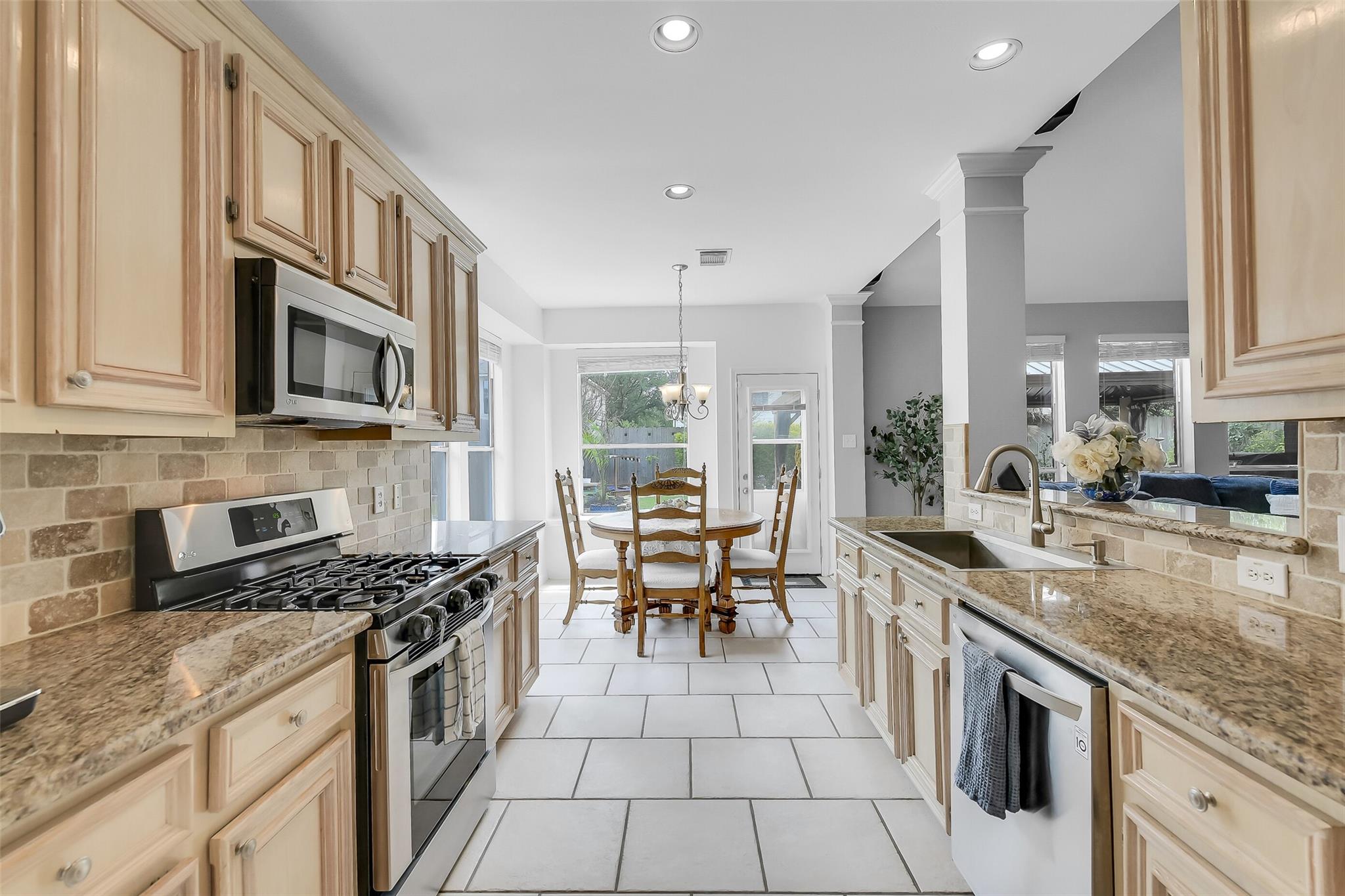 15410 Coral Leaf Trail