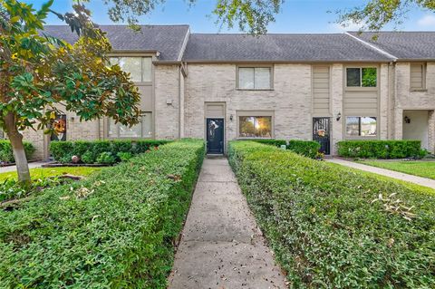 Photo of 6667 Kentwick Drive #2-19, Houston, TX 77084 (MLS # 48179017)