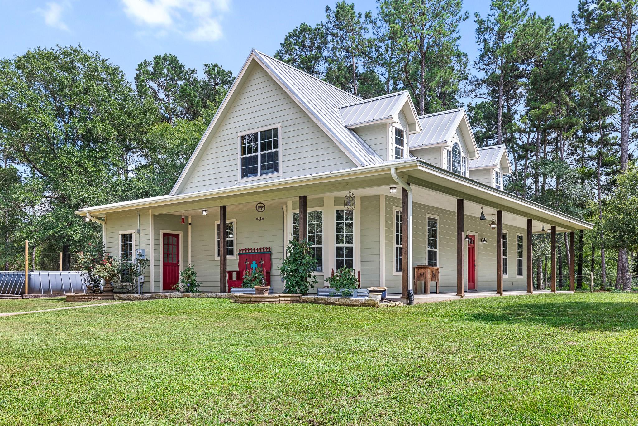 4986 Old Wagon Lane