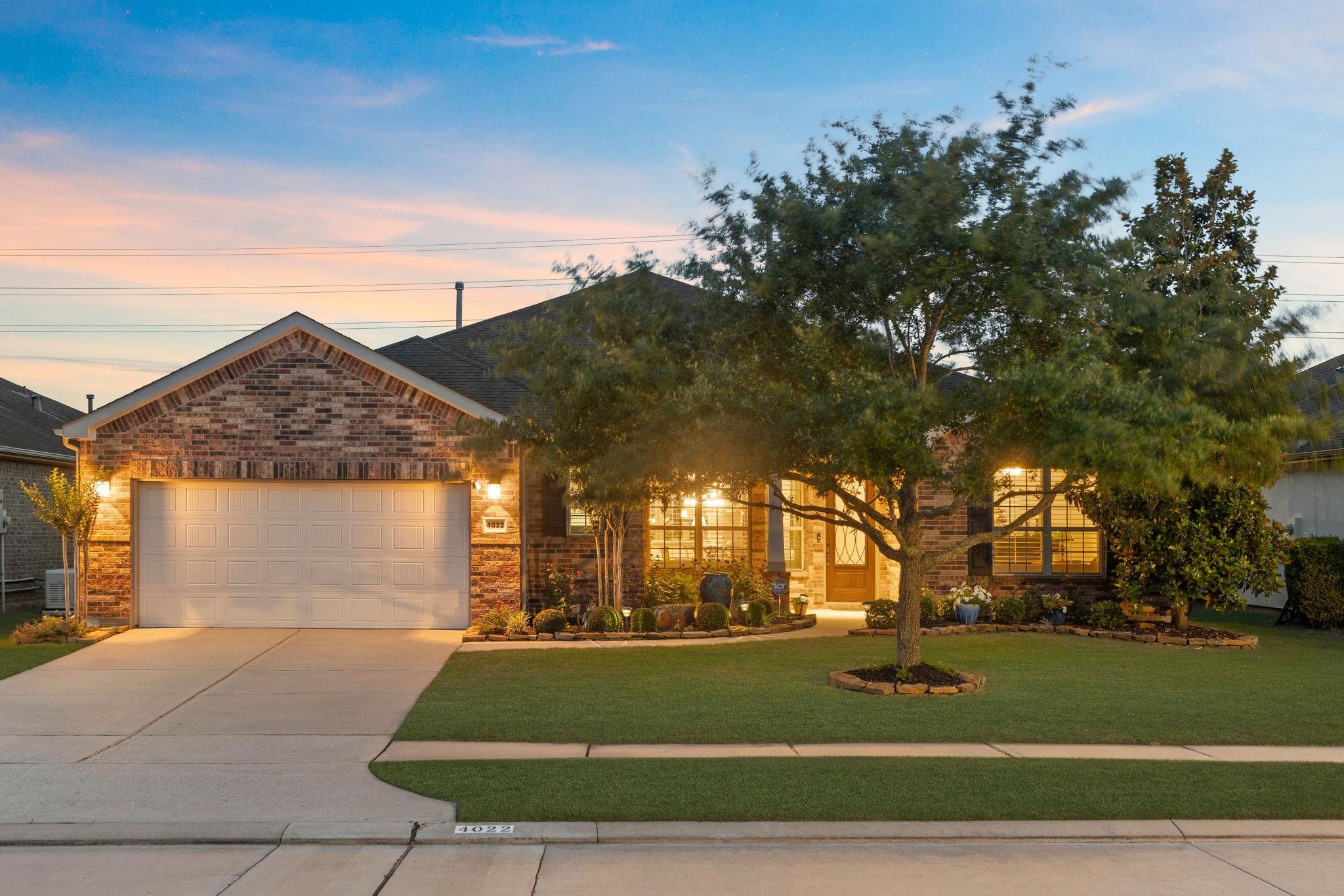 4022 Swallow Tail Way
