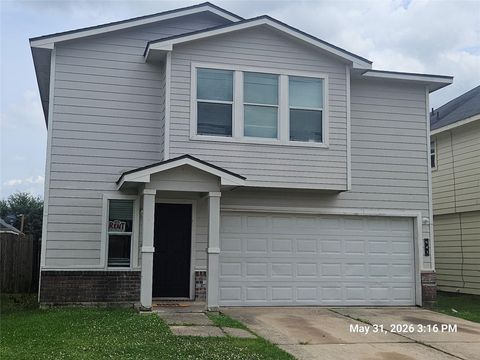 Photo of 843 Darbydale Crossing Lane, Houston, TX 77090 (MLS # 69620033)