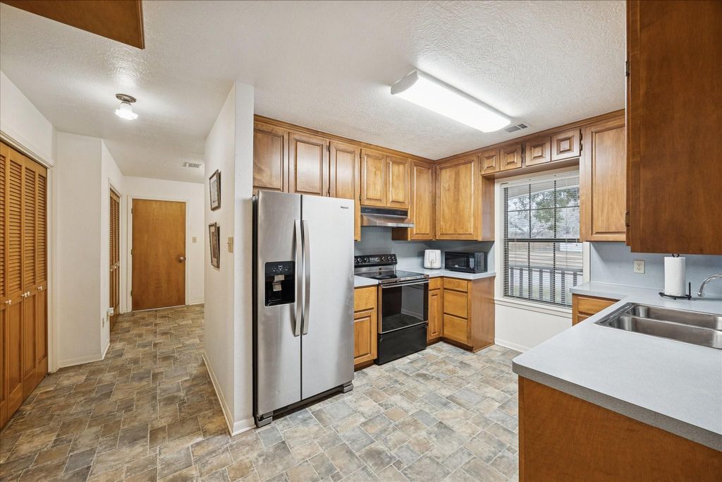 Photo of 110 Wild Phlox Drive, Bellville, TX 77418 (MLS # 50858783)