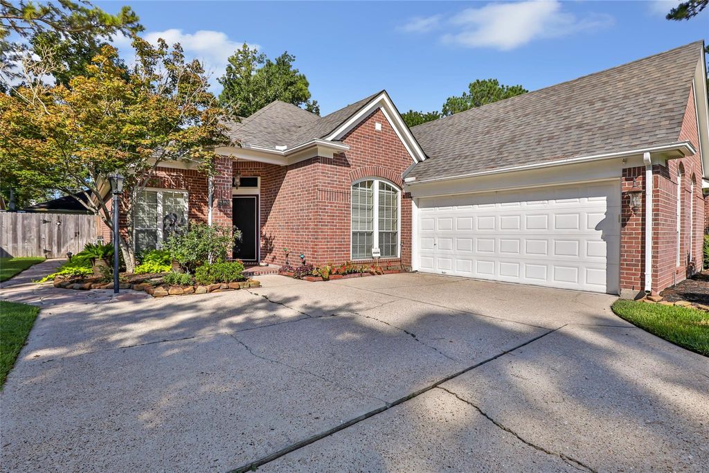 Photo of 18415 Sailfish Cove Drive, Humble, TX 77346 (MLS # 63011006)