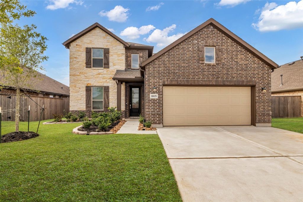 Photo of 1815 Hyde Acres Street, League City, TX 77573 (MLS # 64112061)