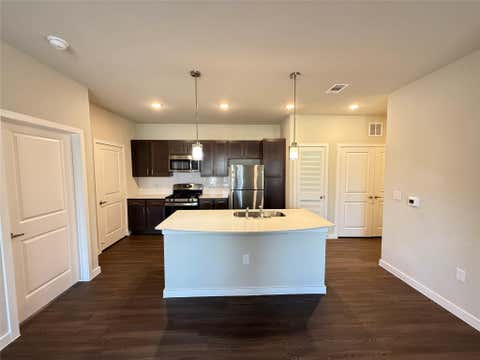 Photo of 2102 Antoine Drive DR #B2, Houston, TX 77055 (MLS # 2208773)