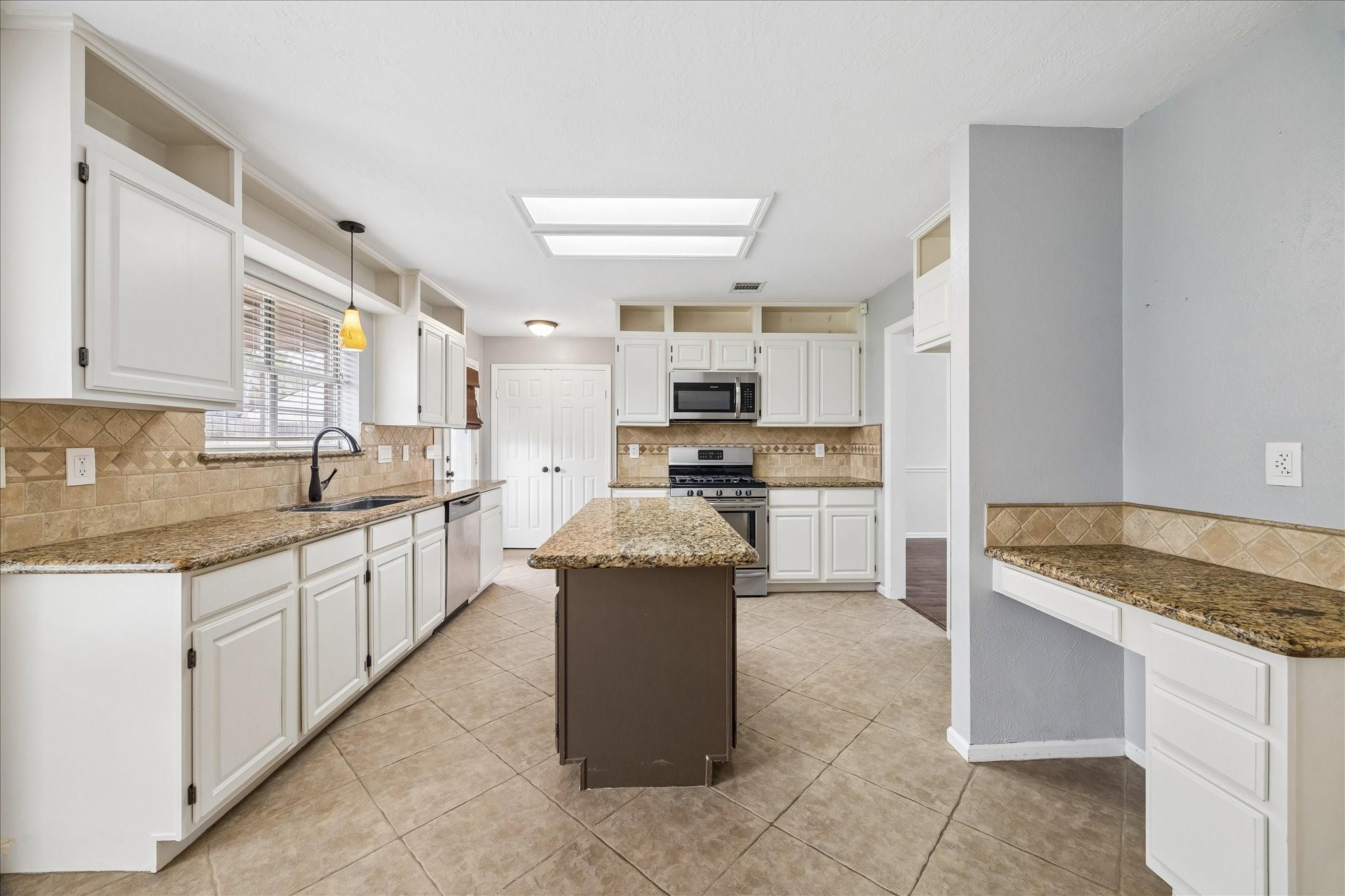 15306 Redbud Leaf Lane