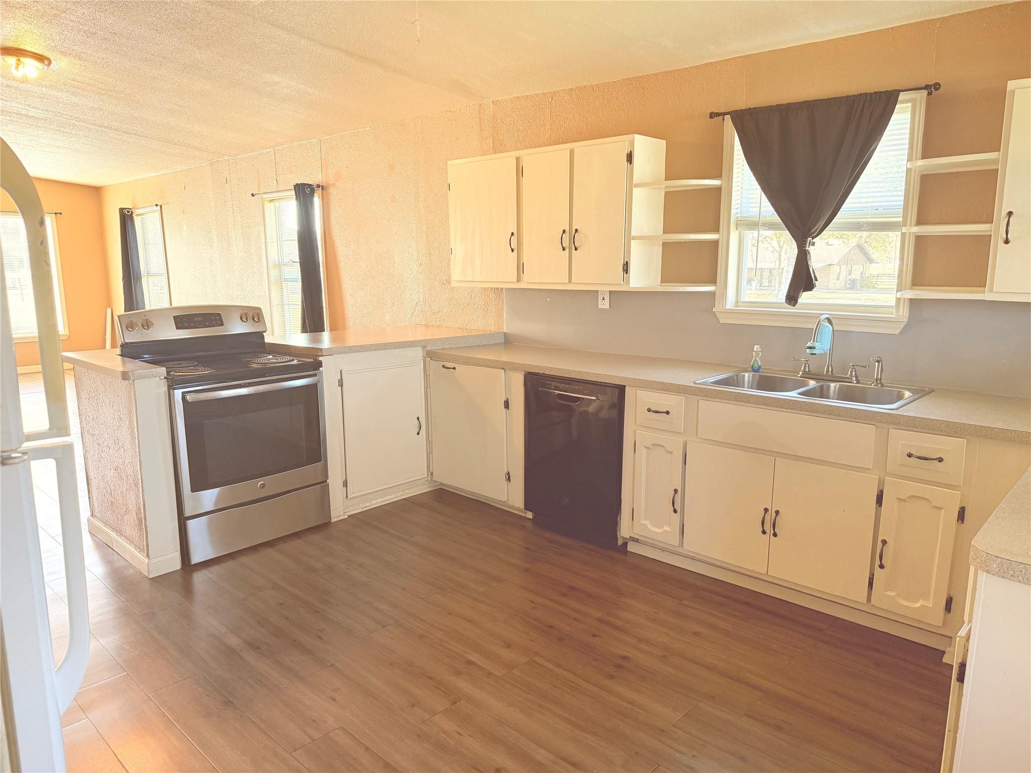 14005 Alles House Street