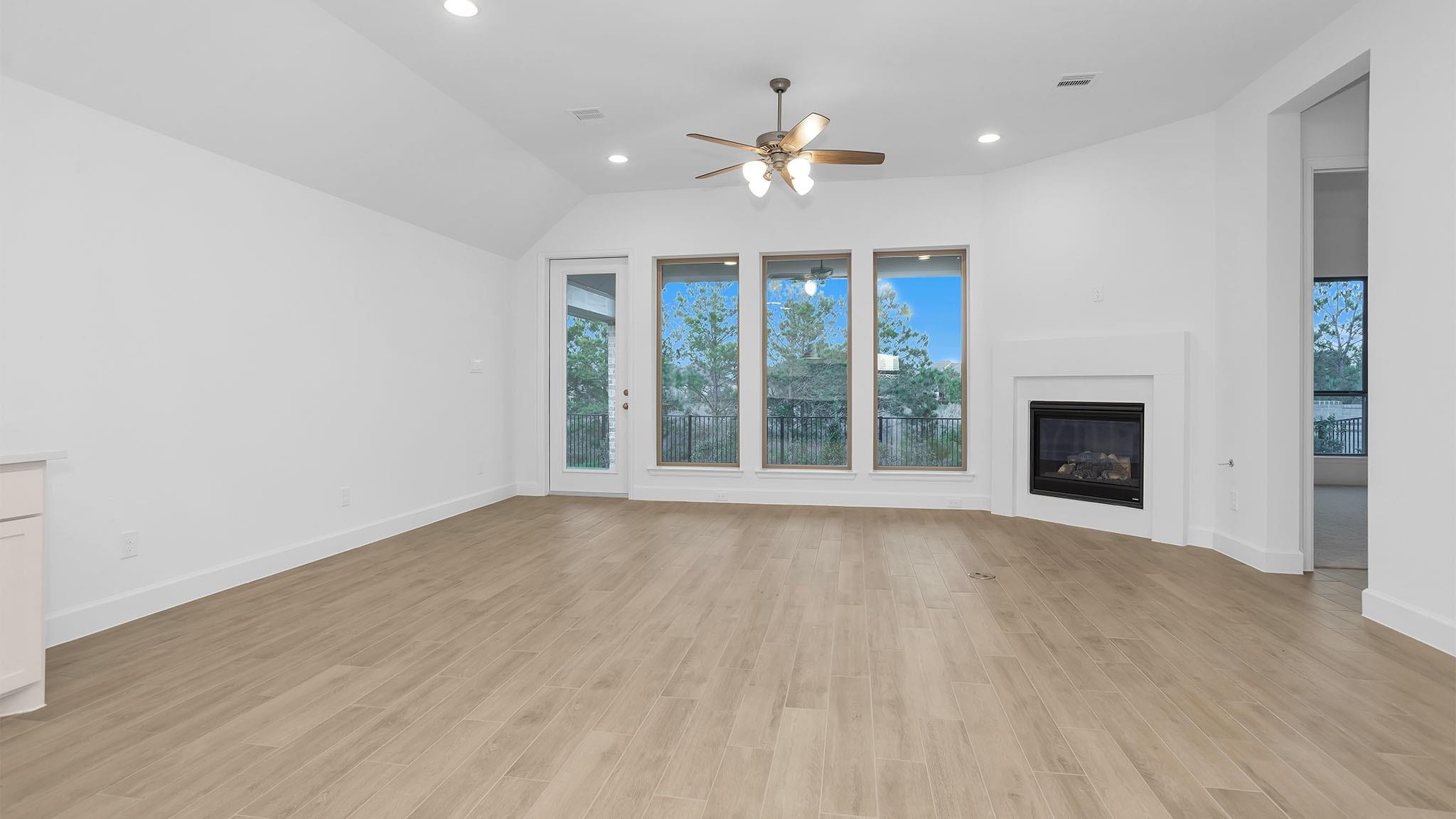 21902 Woodland Hawthorn Lane