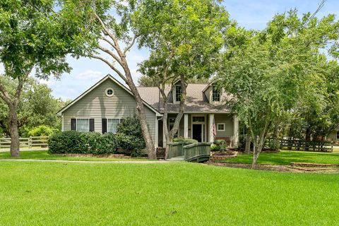Photo of 31534 Fulshear Creek Trail, Fulshear, TX 77441 (MLS # 57826273)