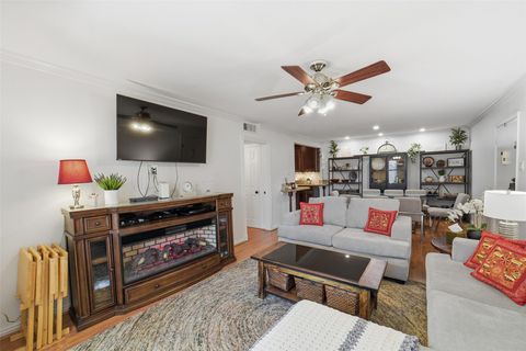 Photo of 7575 Katy Fwy #89, Houston, TX 77024 (MLS # 21344893)