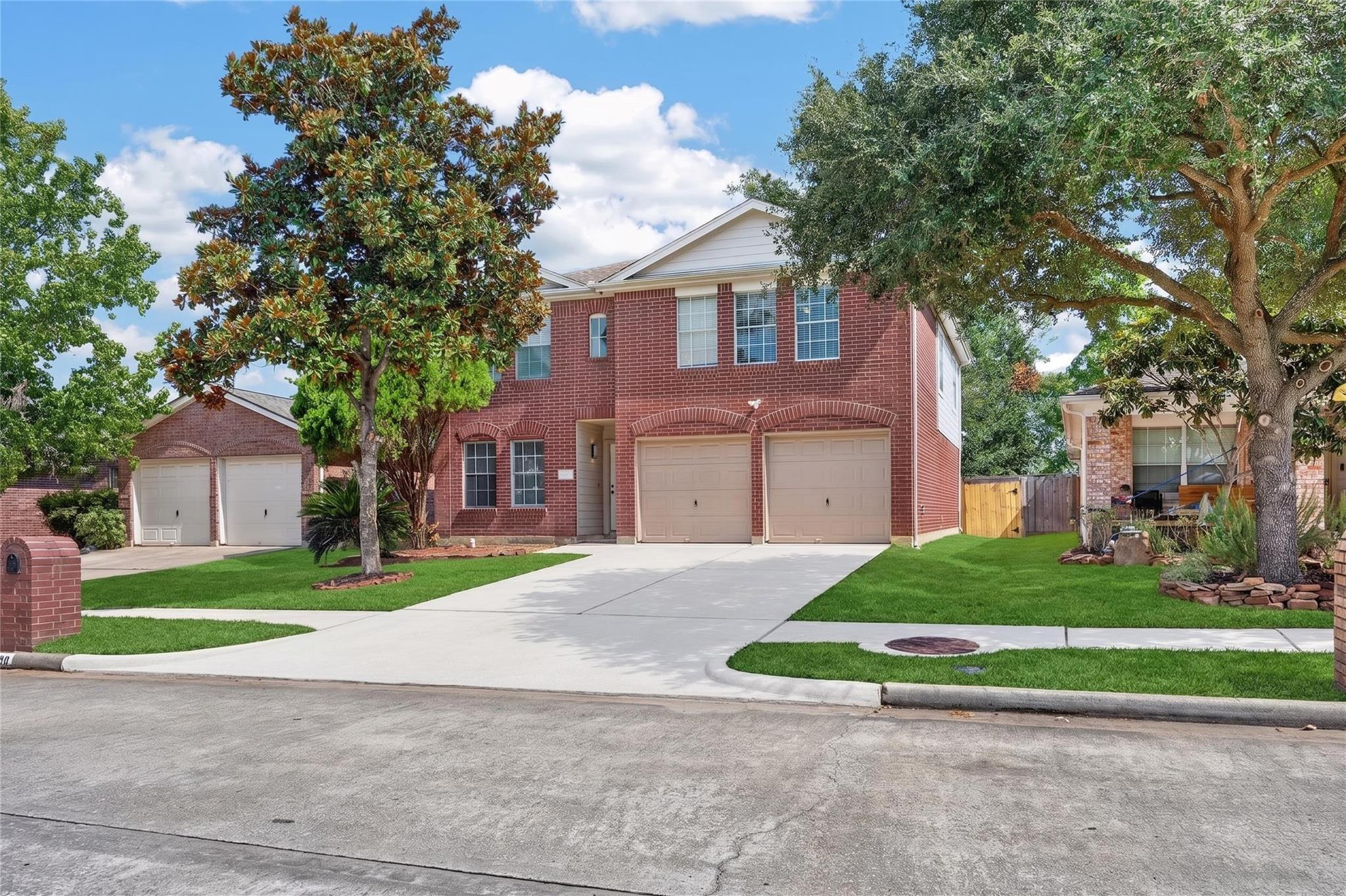 718 Cypresswood Cove