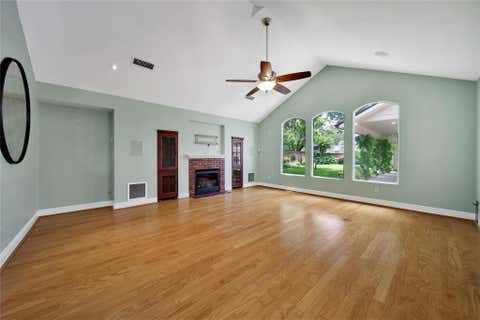 Tiny photo for 1583 Sue Barnett Drive, Houston, TX 77018 (MLS # 49060730)