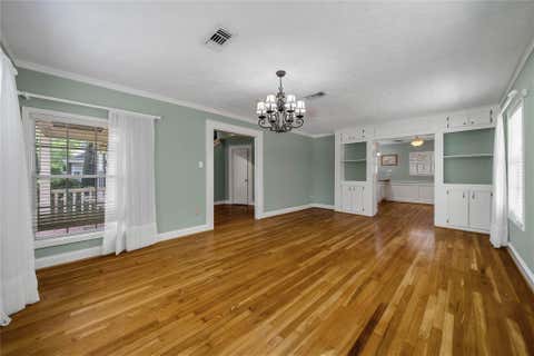 Tiny photo for 1583 Sue Barnett Drive, Houston, TX 77018 (MLS # 49060730)