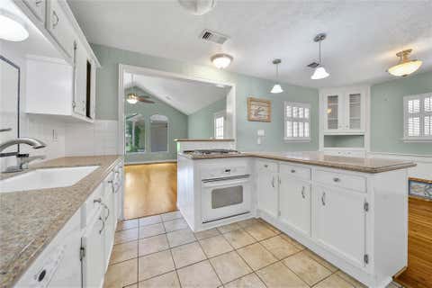 Tiny photo for 1583 Sue Barnett Drive, Houston, TX 77018 (MLS # 49060730)