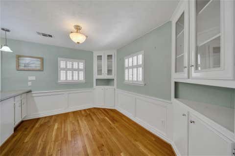 Tiny photo for 1583 Sue Barnett Drive, Houston, TX 77018 (MLS # 49060730)