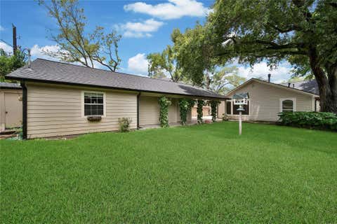 Tiny photo for 1583 Sue Barnett Drive, Houston, TX 77018 (MLS # 49060730)