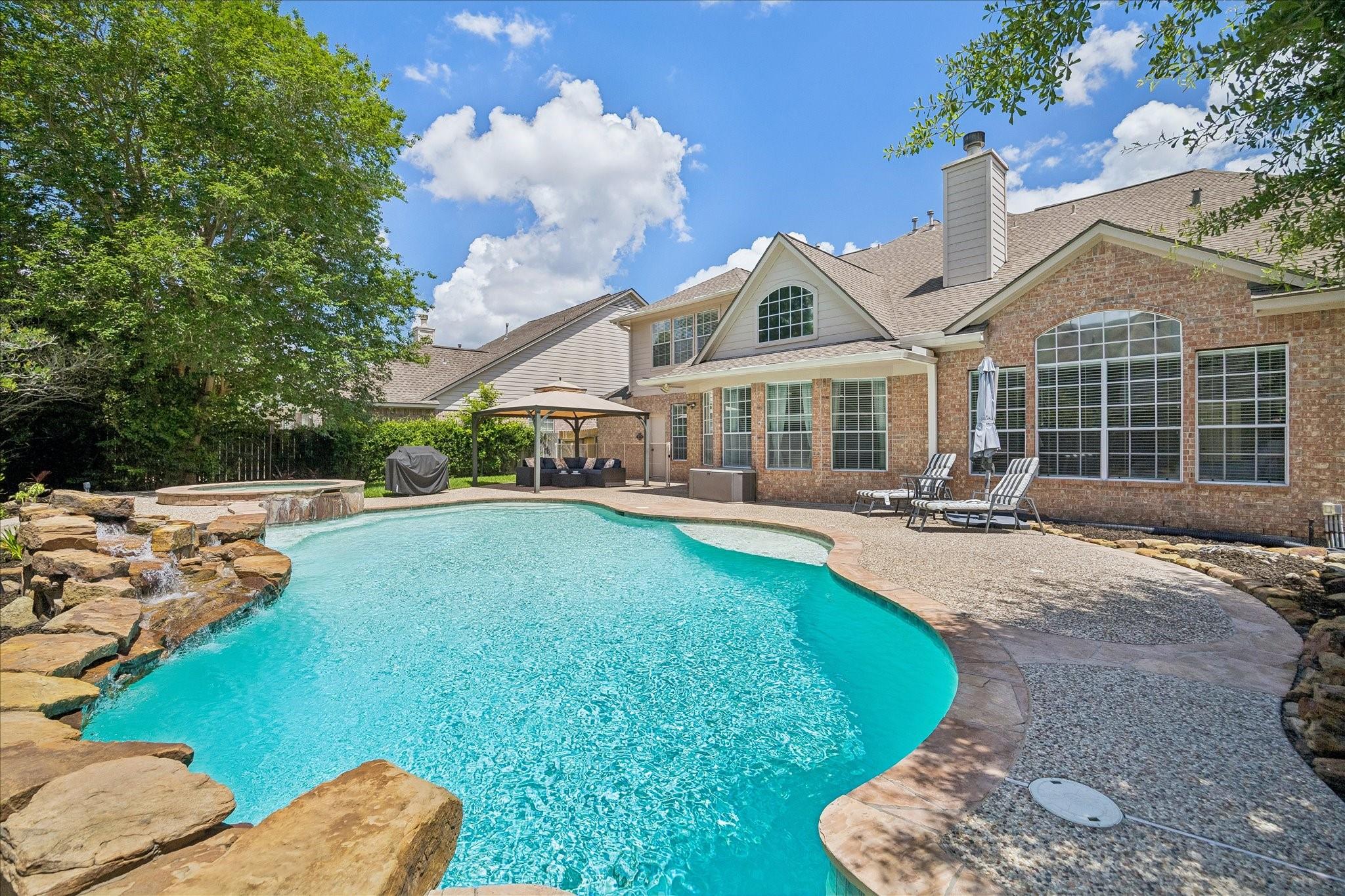 2315 River Rock Trail