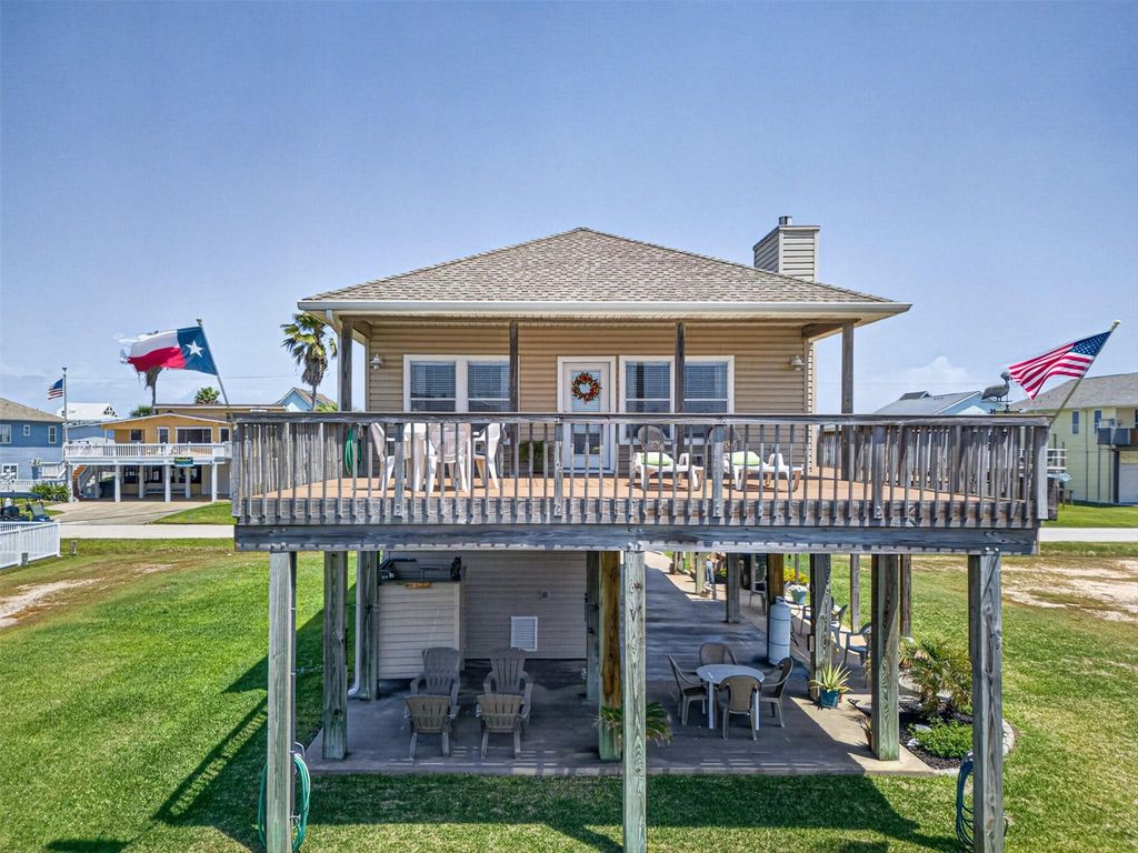 Photo of 3930 Navarro Drive, Galveston, TX 77554 (MLS # 8922416)