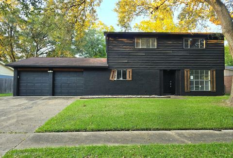Photo of 2009 Sandlewood Drive, Bay City, TX 77414 (MLS # 87117781)