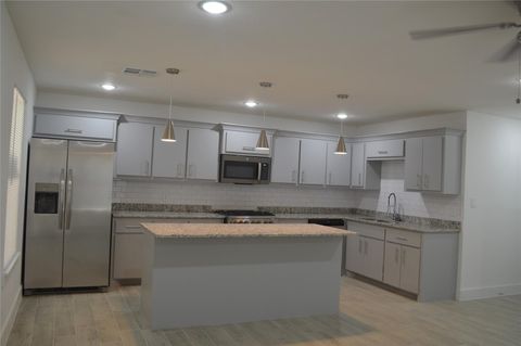 Photo of 214 Basswood Drive Dr #C, Spring, TX 77386 (MLS # 53701243)